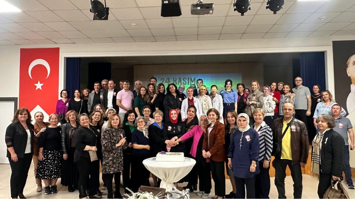 24 Kasım Öğretmenler Günü Coşkuyla Kutlandı